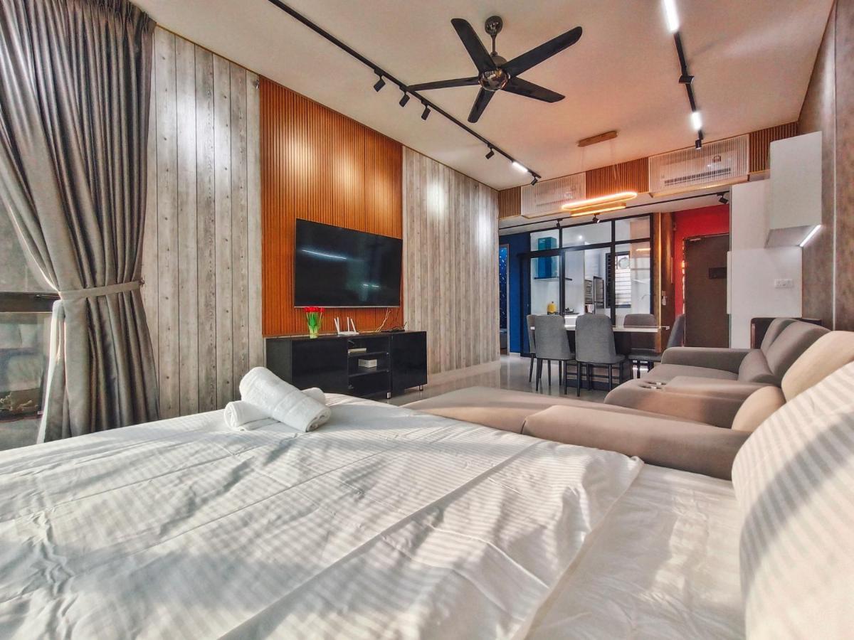 Beacon Executive Suite At Georgetown For 10Pax And 2 Bed Room Екстер'єр фото