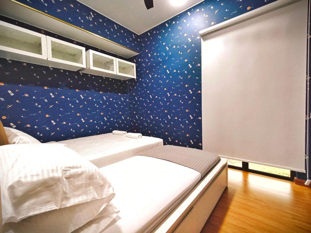 Beacon Executive Suite At Georgetown For 10Pax And 2 Bed Room Екстер'єр фото